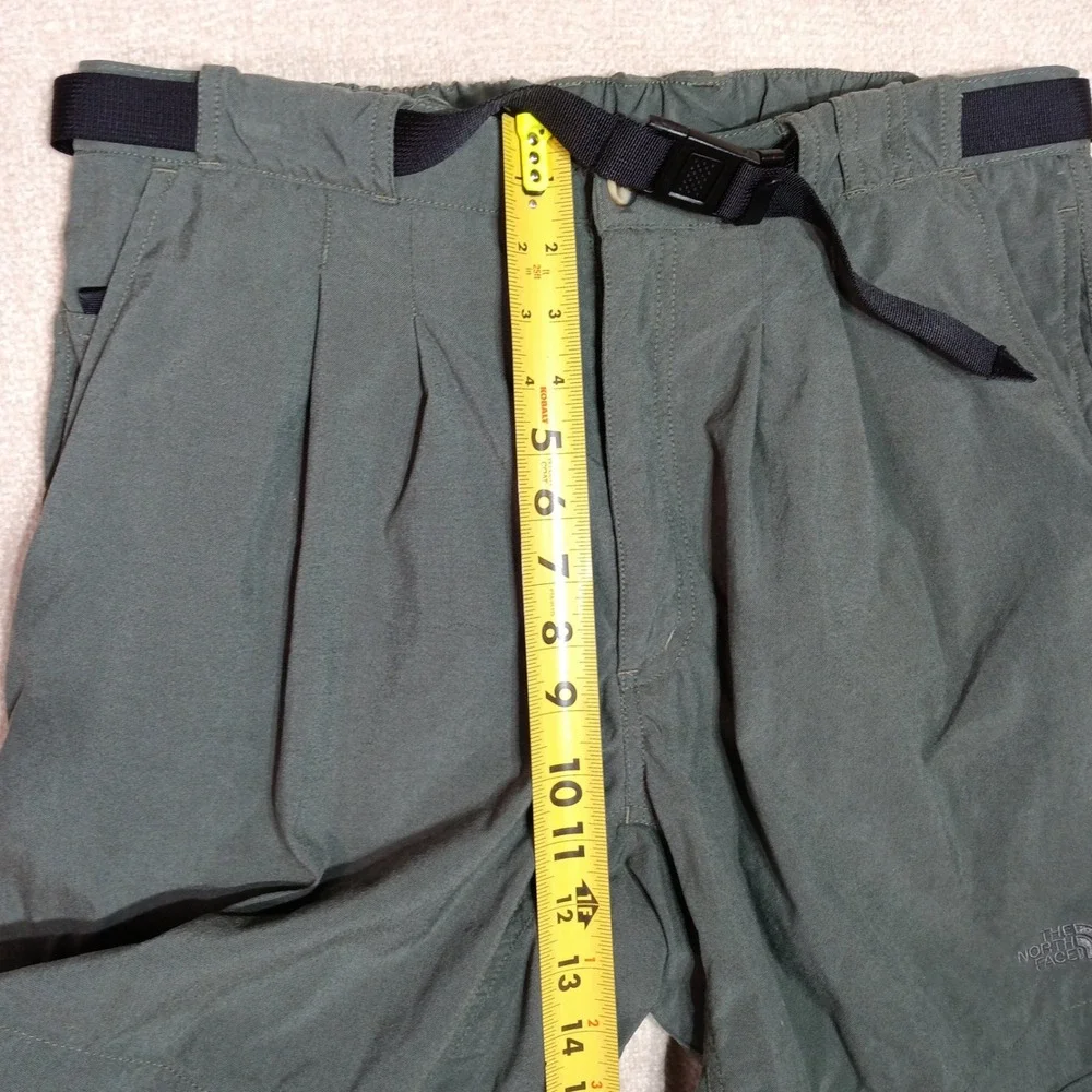 The North Face Men M Hiking Shorts Green Nylon Belted Cargo Pockets Fishing Hike